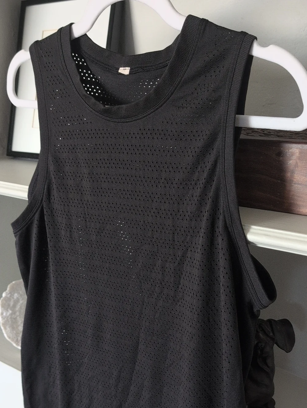 lululemon athletica Black Sleeveless Athletic Tank Muscle Top Size Small Or 6